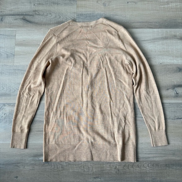 Banana Republic beige merino wool v neck cardigan - Small - Picture 4 of 4